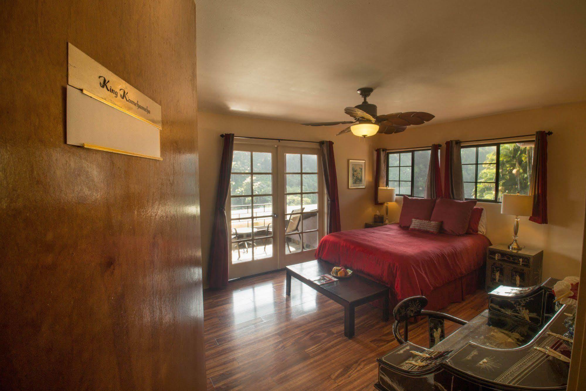 The Inn At Kulaniapia Falls Hilo Exterior photo